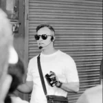leading walking tour